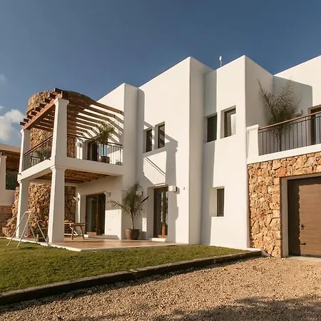 Holiday home Can Lloses De Dalt